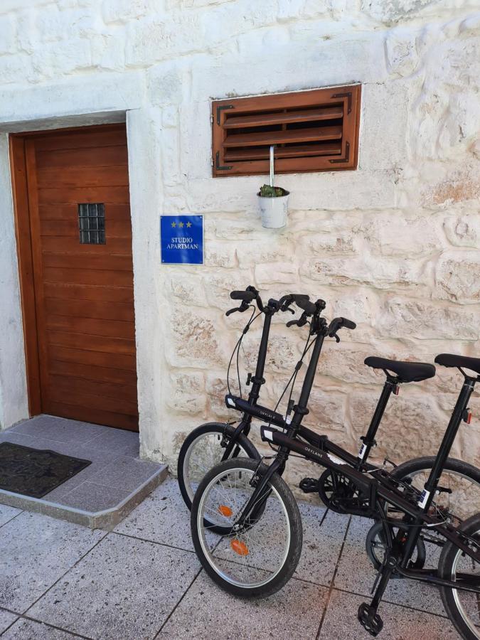 Joseph'S Yard Apartment Rovinj Eksteriør bilde
