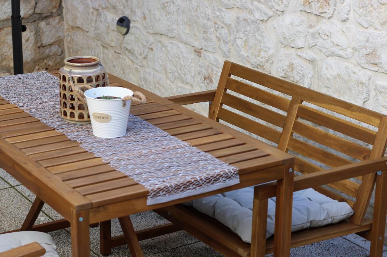 Joseph'S Yard Apartment Rovinj Eksteriør bilde
