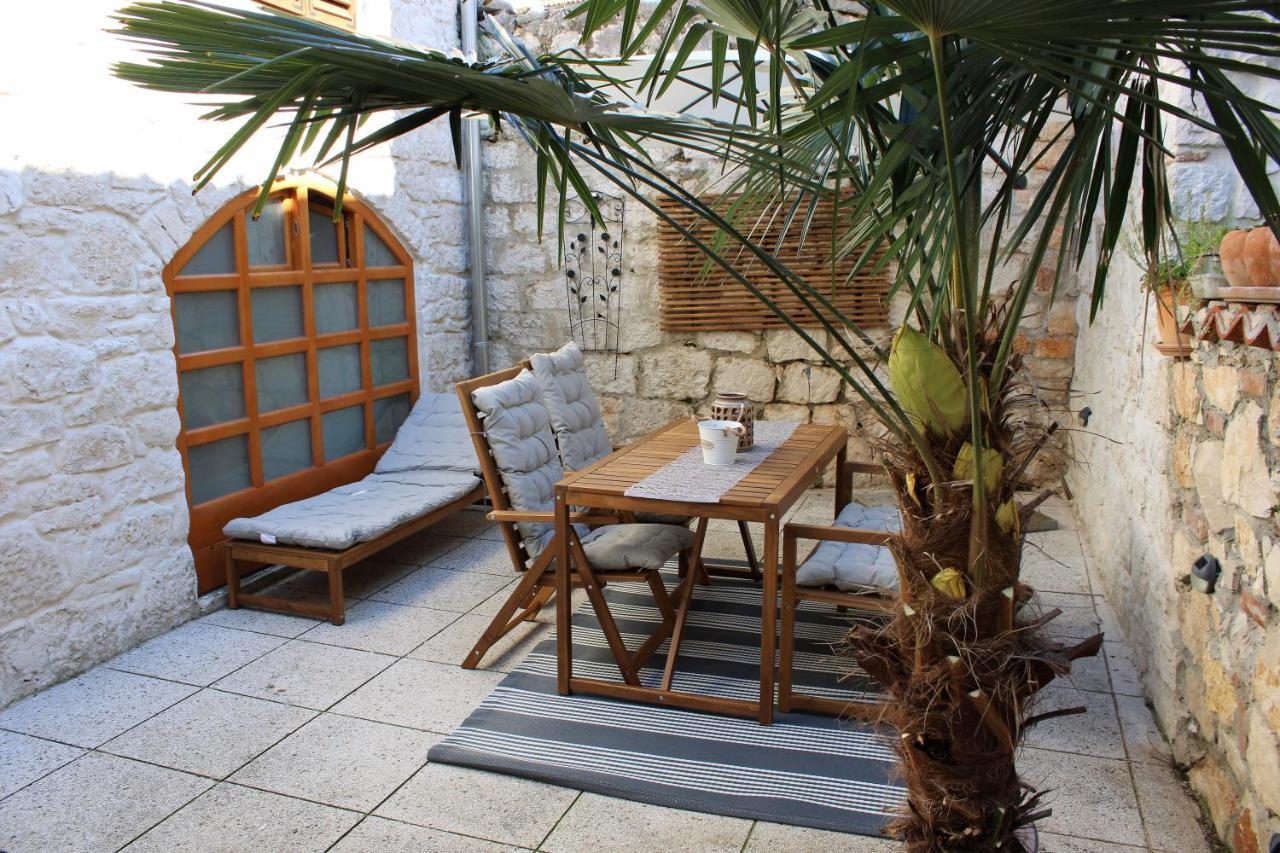 Joseph'S Yard Apartment Rovinj Eksteriør bilde