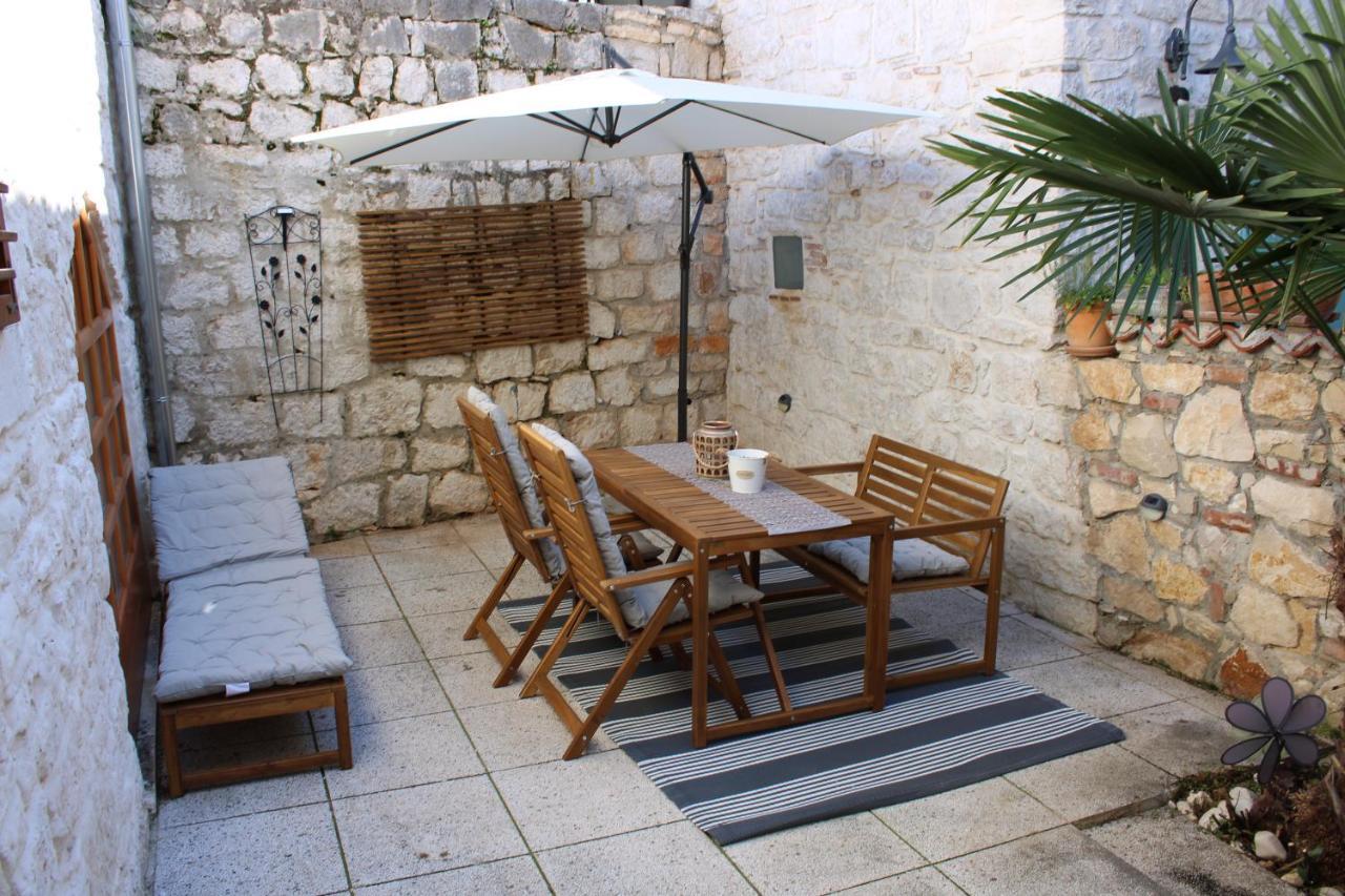 Joseph'S Yard Apartment Rovinj Eksteriør bilde